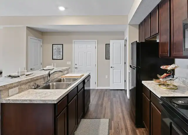 Property at Lakeside Village - 4100 Lakeview Xing, Groveport, OH, 43125, 1-2 bed, 1-2 bath, [object Object]