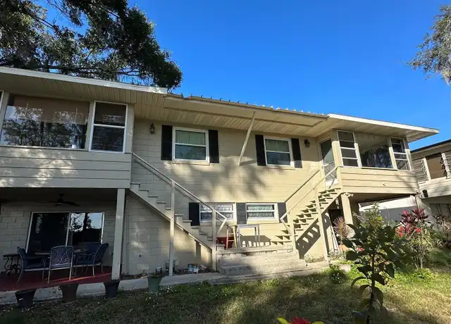 Property at 665 Linden St, Clermont, FL, 34711, 2 beds, 2 baths, [object Object]