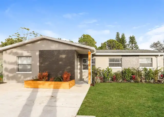 Property at 4618 Redfish Ln SE, Saint Petersburg, FL, 33705, 4 beds, 2 baths, [object Object]