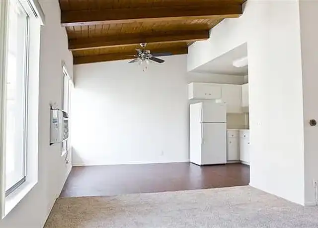 Property at Ravencrest Apartments 2 - 4444 Los Feliz Blvd, Los Angeles, CA, 90027, 1-2 bed, 1 bath, [object Object]