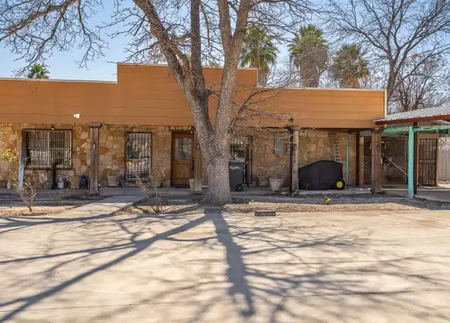 Property at 908 W 2nd St, Del Rio, TX, 78840, 4 beds, 4 baths, [object Object]