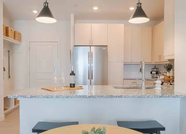 Photo of 79 Pond St, Waltham, MA 02451