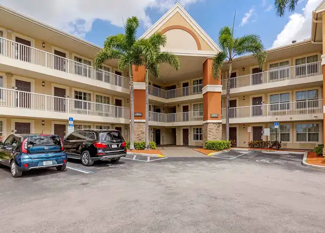 Property at Fort Lauderdale-Cypress Creek-Andrews Ave - 5851 N Andrews Avenue Ext, Fort Lauderdale, FL, 33309, 0 beds, 1 bath, [object Object]