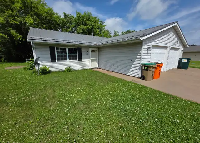 Property at 2102 Mittelstadt Ln, Eau Claire, WI, 54703, 2 beds, 1 bath, [object Object]