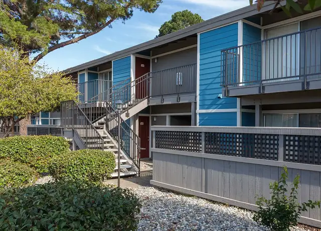 Photo of 870 E El Camino Real, Mountain View, CA 94040