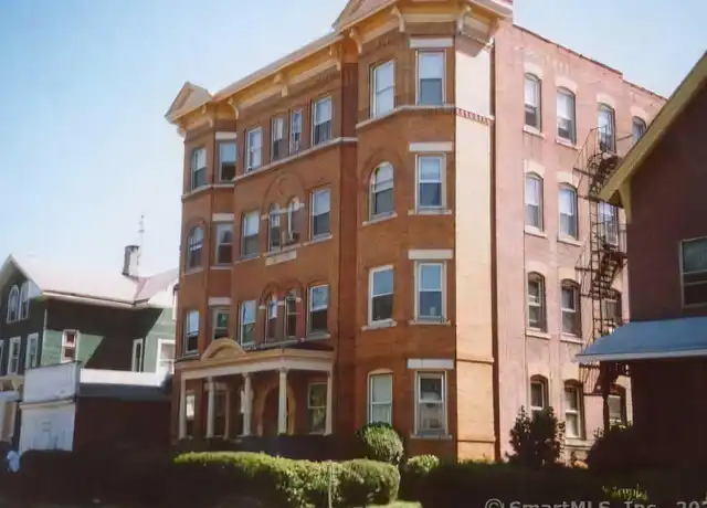 Property at 155 Washington St Unit 3, New Britain, CT, 06051, 3 beds, 1 bath, [object Object]
