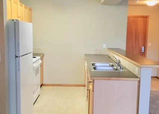 Property at The Villa Flora Apartments - 12317 15th Ave NE, Seattle, WA, 98125, 2 beds, 2 baths, [object Object]