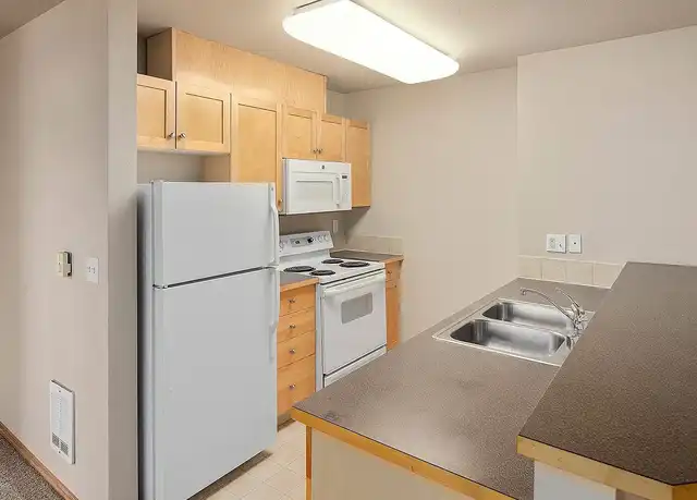 Property at The Villa Flora Apartments - 12317 15th Ave NE, Seattle, WA, 98125, 2 beds, 2 baths, [object Object]