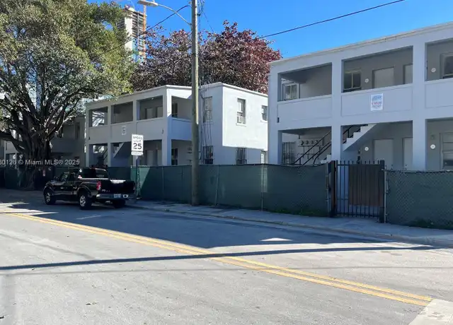 Property at 140 NW 13th St Unit 144, Miami, FL, 33136, 2 beds, 1 bath, [object Object]