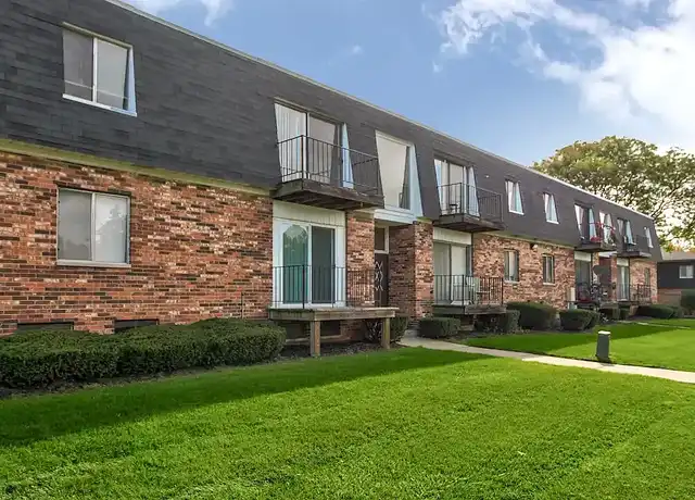 Property at Plymouth Park - 40325 Plymouth Rd, Plymouth, MI, 48170, 1-2 bed, 1 bath, [object Object]