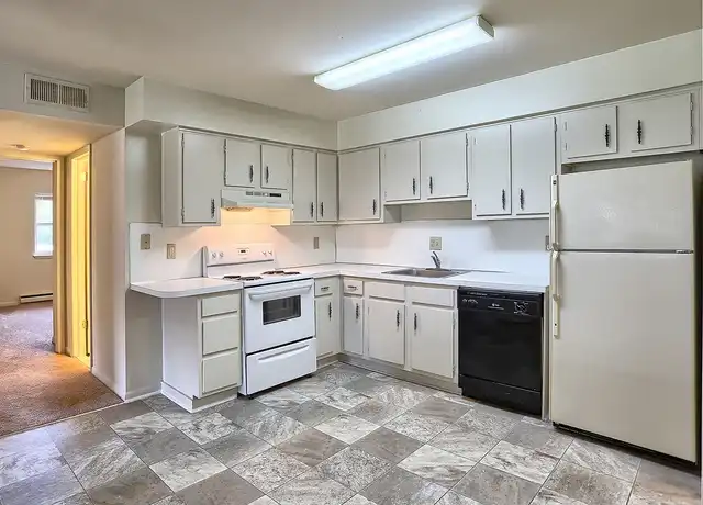 Property at Laura Acres - 692 Kaylor Dr, Harrisburg, PA, 17111, 2 beds, 1 bath, [object Object]