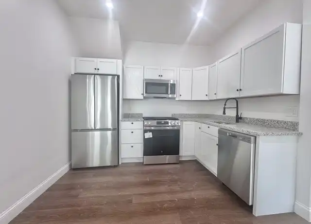 Property at 36 Brookledge St Unit 2R, Boston, MA, 02121, 3 beds, 1 bath, [object Object]