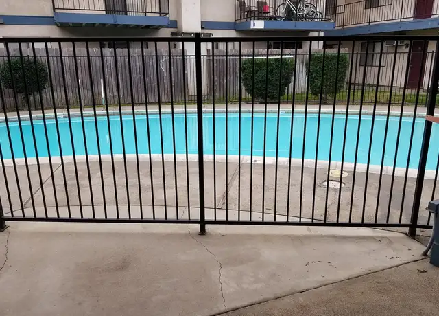 Photo of 310 S Orange Ave, Lodi, CA 95240