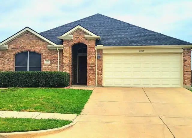 Property at 1019 Rosita St, Arlington, TX, 76002, 3 beds, 2 baths, [object Object]