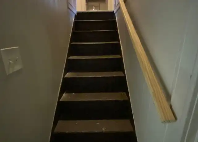 Property at 1019 Lehman St Unit 2, Lebanon, PA, 17046, 2 beds, 1 bath, [object Object]