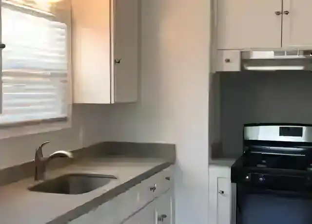 Property at 10 Dolores Ave, Watsonville, CA, 95076, 1 bed, 1 bath, [object Object]