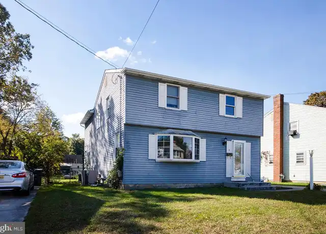 Property at 8 Franklin Rd, Glassboro, NJ, 08028, 5 beds, 2.5 baths, [object Object]