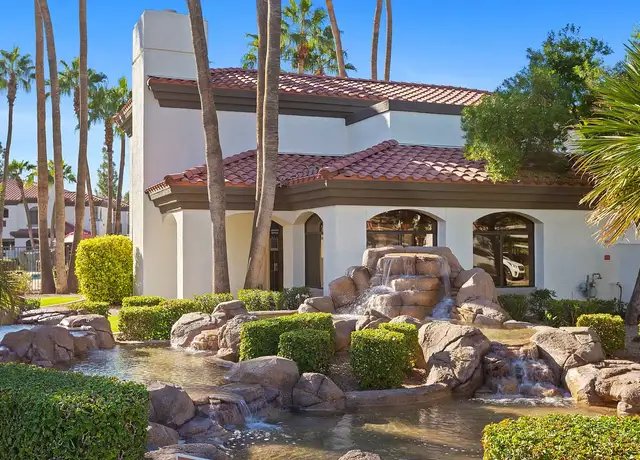 Photo of 900 N Rural Rd, Chandler, AZ 85226