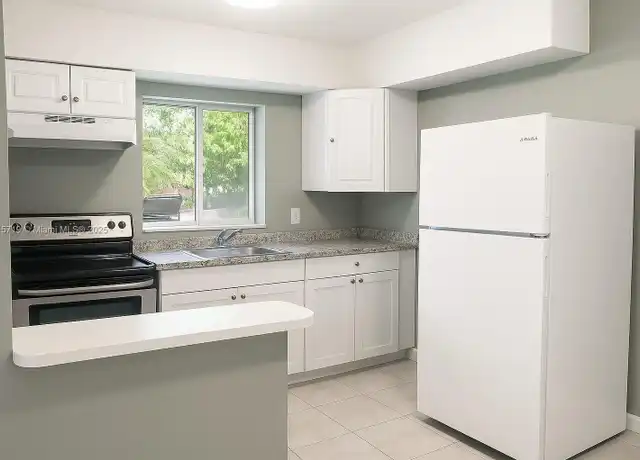 Property at 7380 NW 38th St Unit 1-4, Hollywood, FL, 33024, 2 beds, 1 bath, [object Object]