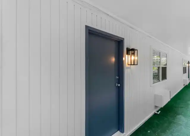 Property at 230 13th Avenue Pl NW Unit 8, Hickory, NC, 28601, 1 bed, 1 bath, [object Object]