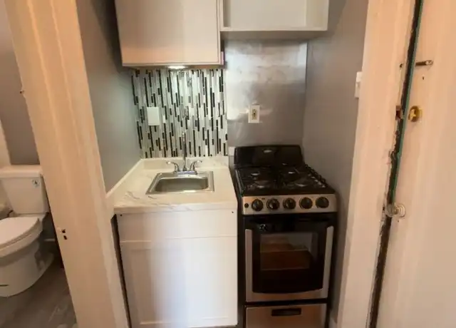 Property at 775 Myrtle Ave Unit B11, Albany, NY, 12208, 1 bed, 1 bath, [object Object]