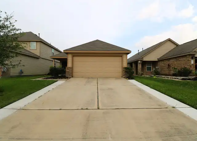 Property at 10338 Douglas Fir Villa Ave, Houston, TX, 77044, 3 beds, 2 baths, [object Object]