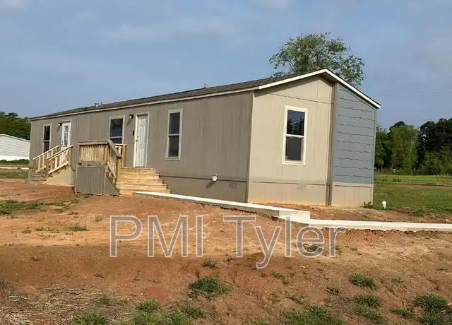 Property at 127 Sugar Maple Ln, Kilgore, TX, 75662, 3 beds, 2 baths, [object Object]