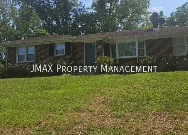 Property at 1140 Persinger Rd SW, Roanoke, VA, 24015, 3 beds, 2 baths, [object Object]