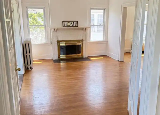Property at 137 Dover Rd, West Hartford, CT, 06119, 3 beds, 1 bath, [object Object]