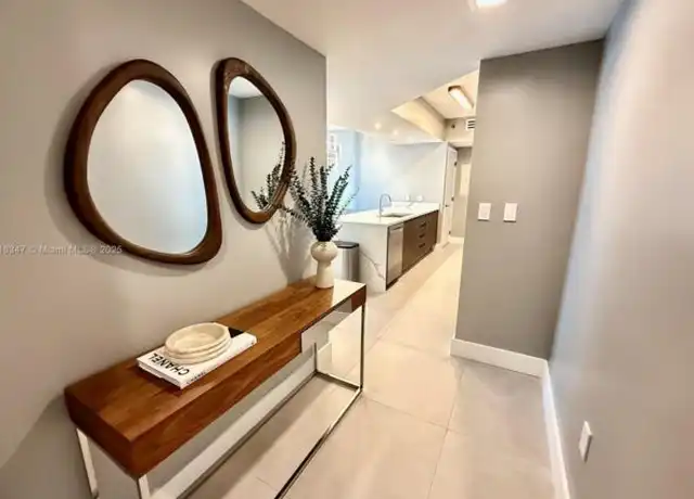 Property at 55 SE 6th St #3803, Miami, FL, 33131, 2 beds, 2 baths, [object Object]