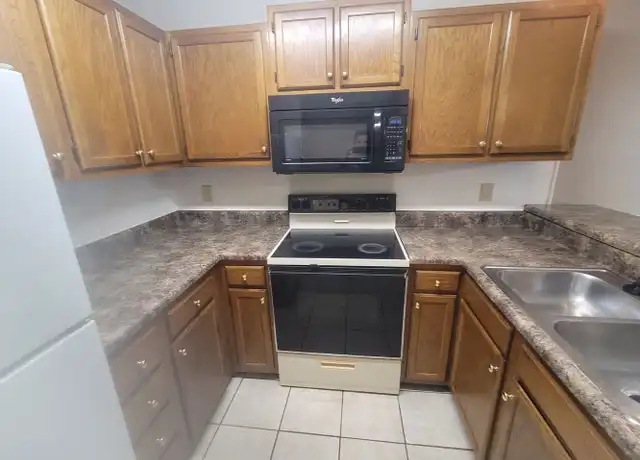 Property at 1891 Tryon Dr, Fayetteville, NC, 28303, 2 beds, 2 baths, [object Object]