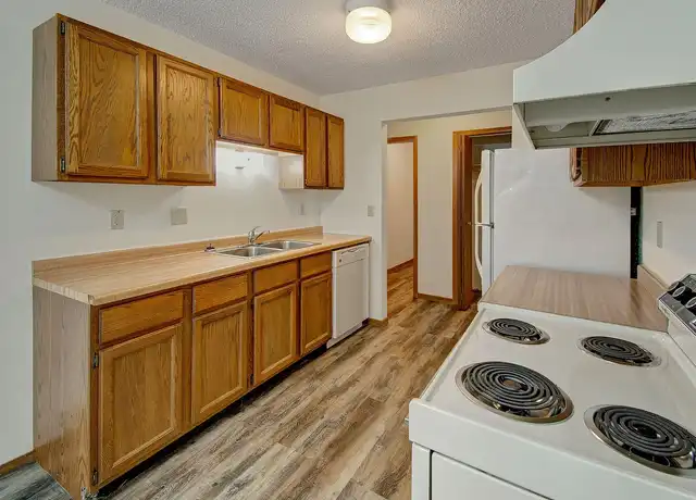 Property at Windscape - 1508 Bison Dr, Williston, ND, 58801, 2-3 beds, 1 bath, [object Object]