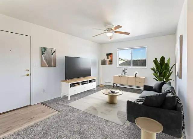 Property at North Russell Apts-1650 N Russell - 1650 N Russell St, Missoula, MT, 59808, 1-2 bed, 1 bath, [object Object]