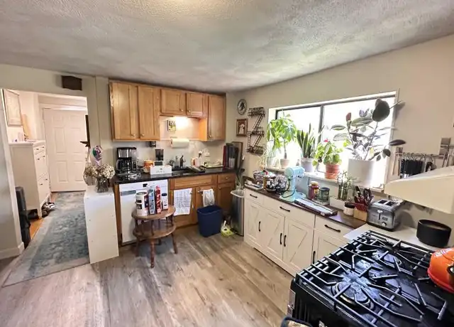 Property at 94 Alpine St, Somerville, MA, 02144, 2 beds, 1 bath, [object Object]