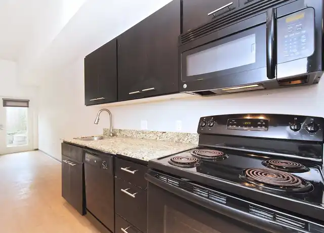 Property at Corso - 5120 N Interstate Ave, Portland, OR, 97217, 2 beds, 1 bath, [object Object]