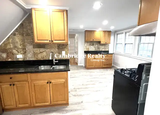 Property at 131 Josephine Ave Unit 3T, Somerville, MA, 02144, 1 bed, 1 bath, [object Object]