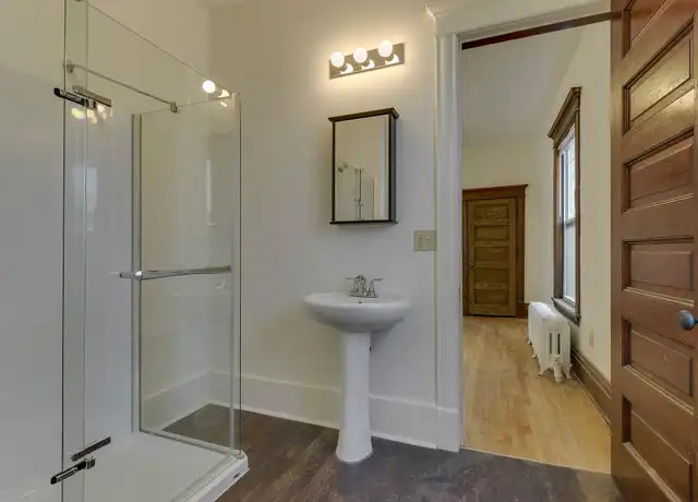 Property at 1911 14th Ave S #1, Minneapolis, MN, 55404, 2 beds, 1 bath, [object Object]