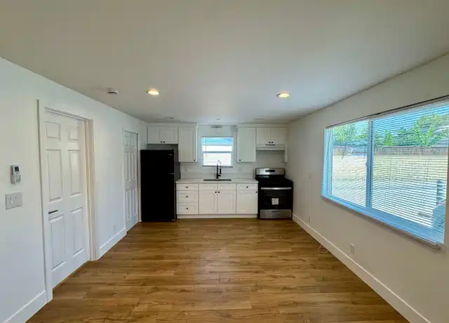 Property at 4542 N Lakewood Blvd Unit 4542 A, Long Beach, CA, 90808, 1 bed, 1 bath, [object Object]