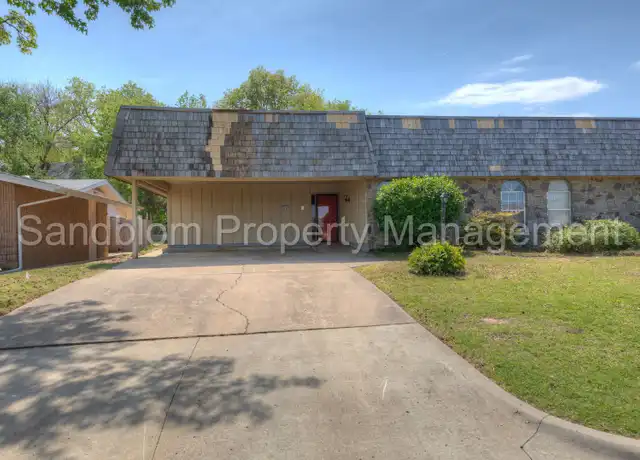 Property at 5518 E 61st Pl, Tulsa, OK, 74136, 3 beds, 2 baths, [object Object]