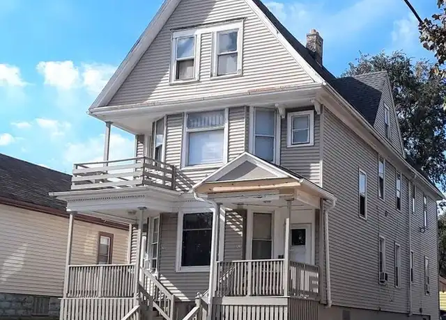Property at 825 S 11th St, Milwaukee, WI, 53204, 4 beds, 1 bath, [object Object]
