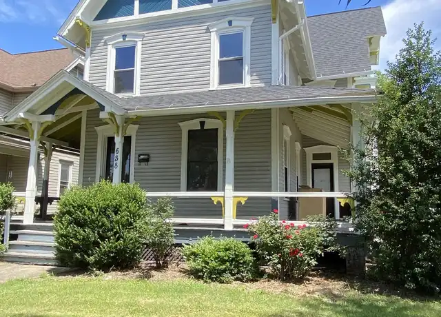 Property at 638 7th Ave, Williamsport, PA, 17701, 5 beds, 2 baths, [object Object]
