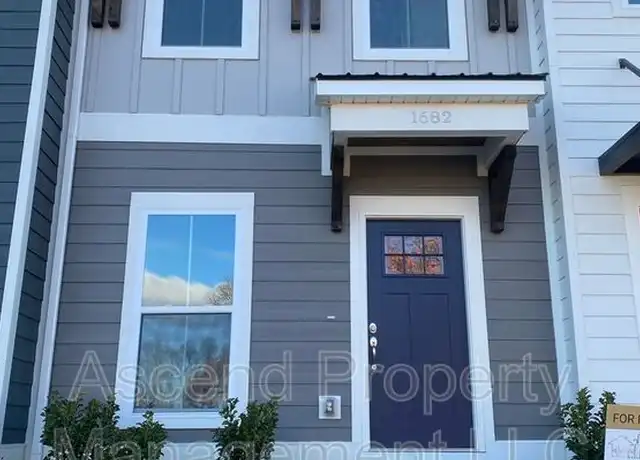 Property at 1682 S Watkins St, Chattanooga, TN, 37404, 2 beds, 2.5 baths, [object Object]