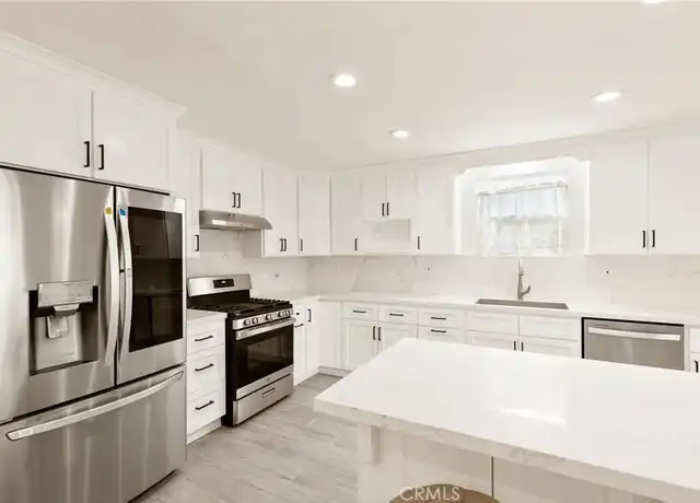 Property at 11816 Tennessee Pl, Los Angeles, CA, 90064, 3 beds, 2 baths, [object Object]