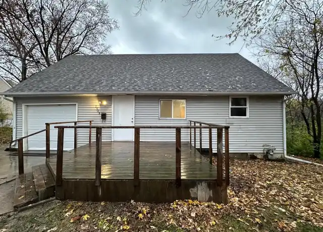 Property at 7509 SW 12th St, Des Moines, IA, 50315, 4 beds, 1 bath, [object Object]