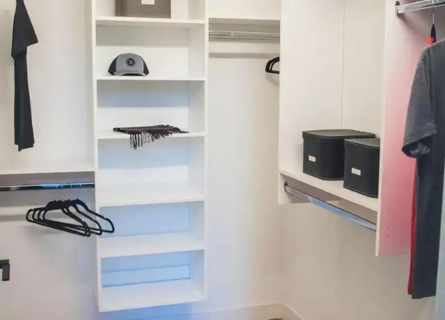 Property at 855 W Madison St, Chicago, IL, 60607, 0 beds, 1 bath, [object Object]