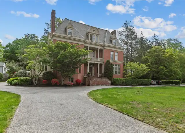 Property at 434 Bellevue Ave Unit 3A, Newport, RI, 02840, 2 beds, 1 bath, [object Object]
