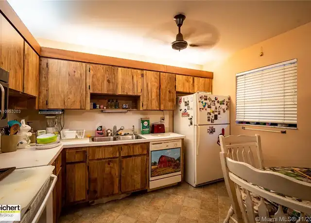 Property at 200 Berkley Rd, Hollywood, FL, 33024, 2 beds, 2 baths, [object Object]