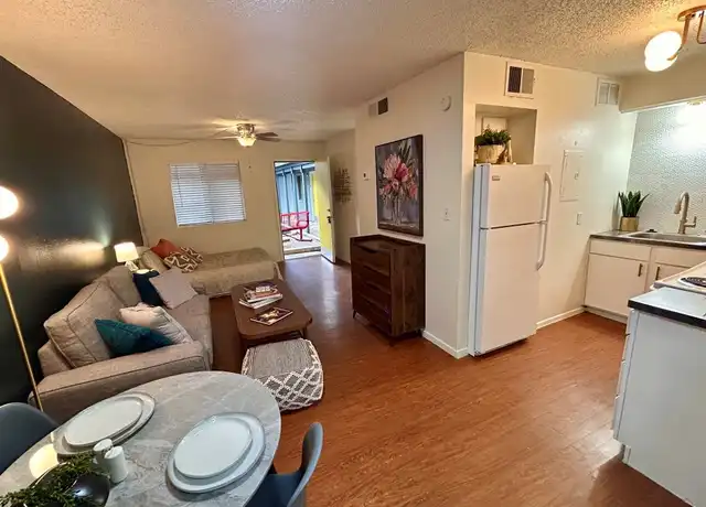 Property at 4209 Avenue B Unit 209, Austin, TX, 78751, 1 bed, 1 bath, [object Object]