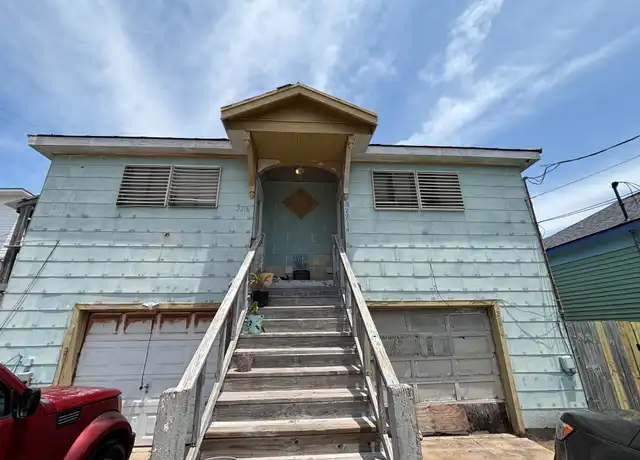 Property at 2214 Avenue O 1/2 Unit UP, Galveston, TX, 77550, 1 bed, 1 bath, [object Object]