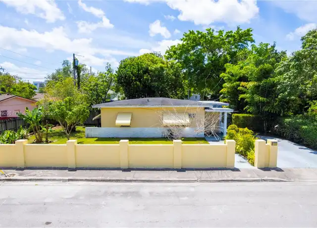 Property at 6320 SW 58th Pl, South Miami, FL, 33143, 2 beds, 2 baths, [object Object]